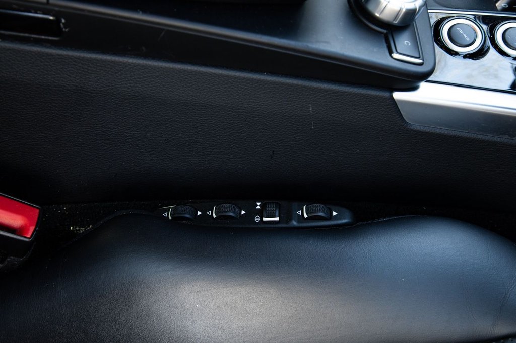 Used Mercedes-Benz E Class 2015 for sale - 77165987: Photo 35