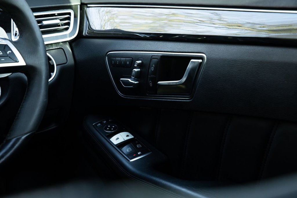 Used Mercedes-Benz E Class 2015 for sale - 77165987: Photo 44