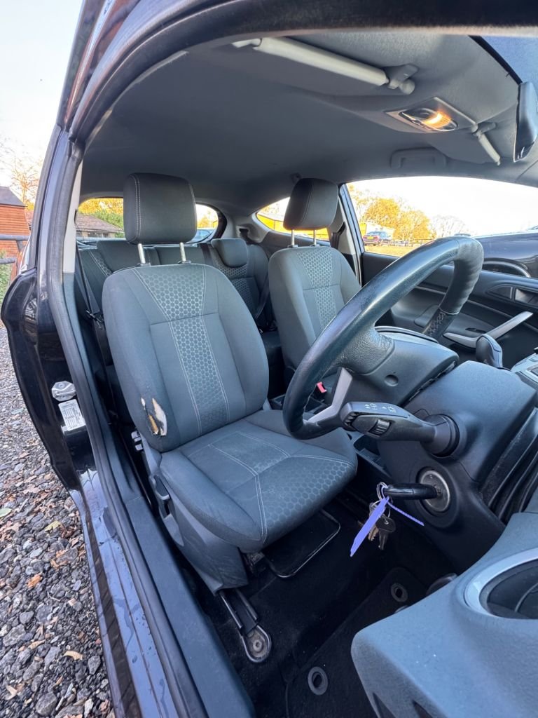 Used Ford Fiesta 2009 for sale - 77125048: Photo 17