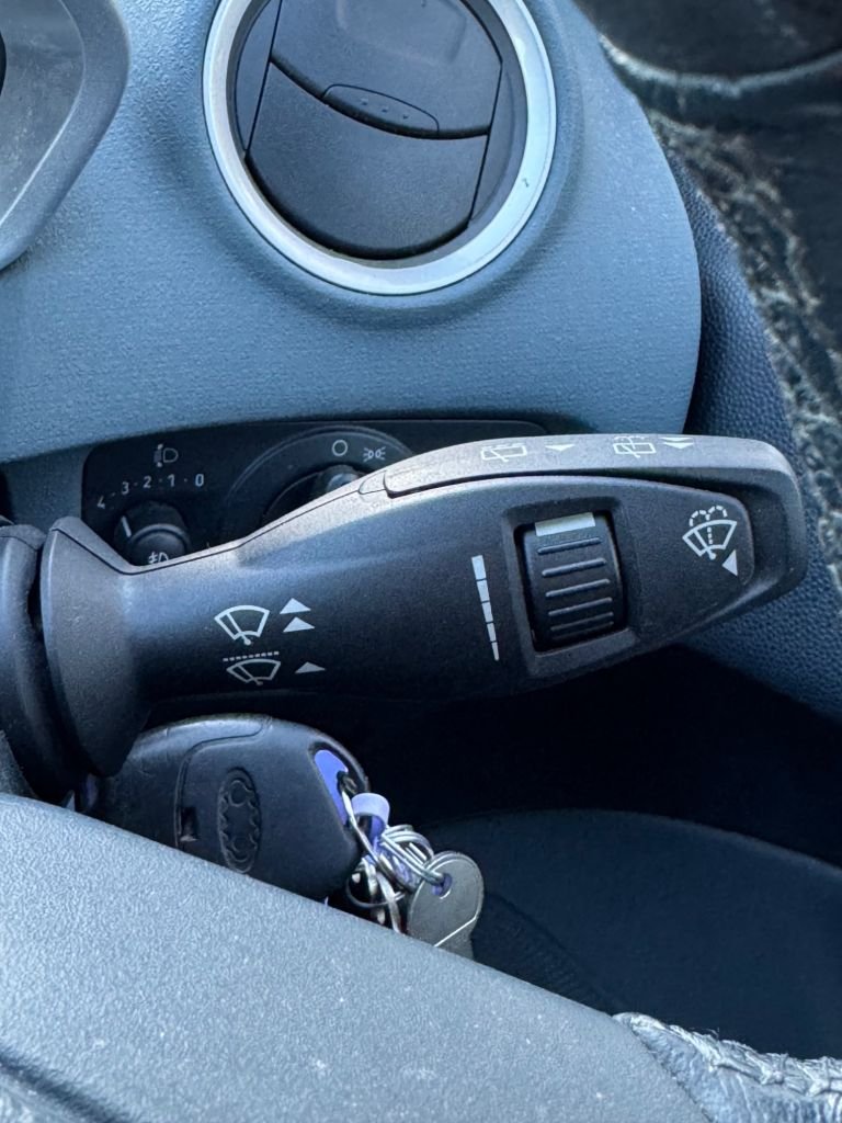 Used Ford Fiesta 2009 for sale - 77125048: Photo 22