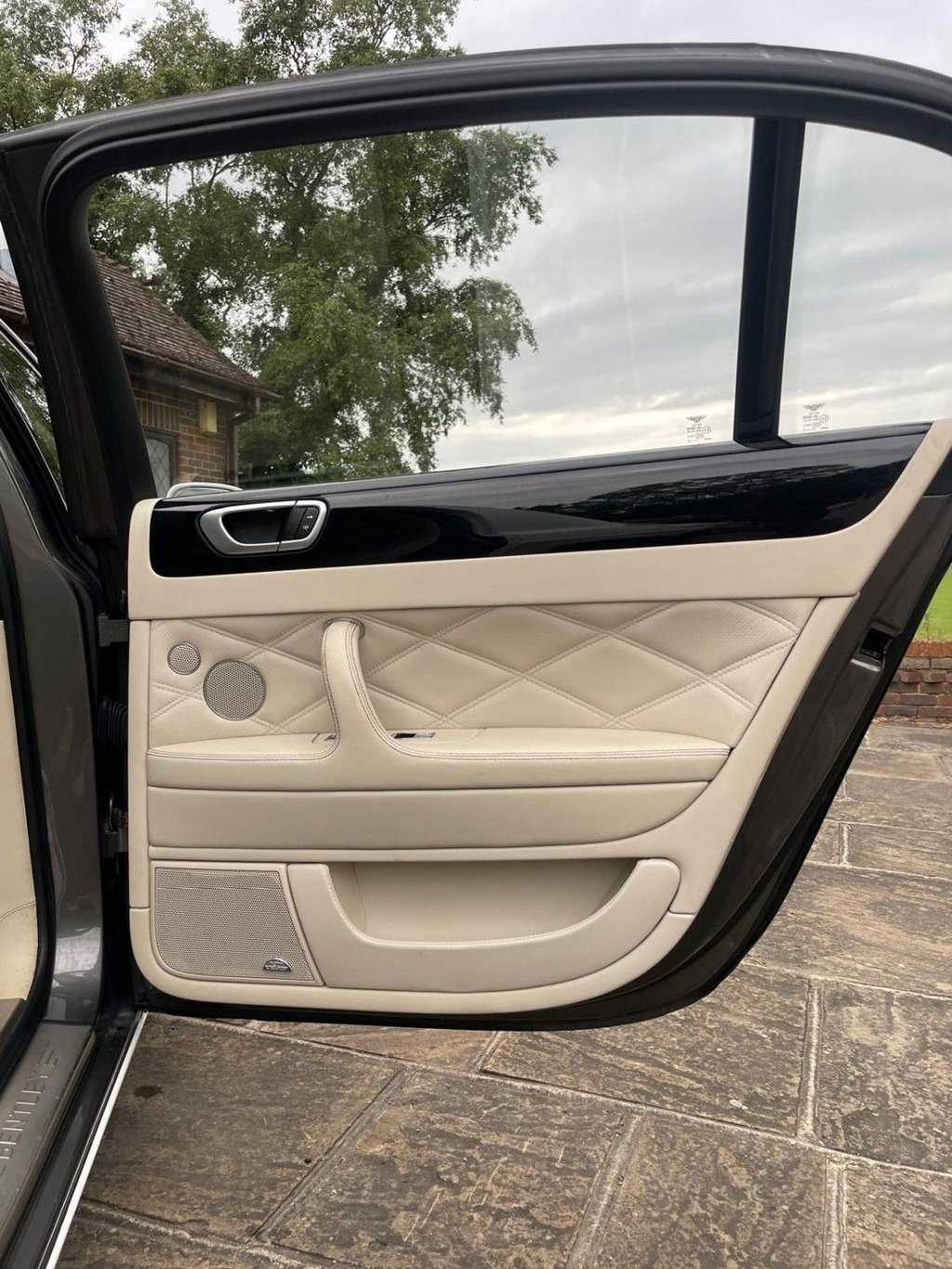 Used Bentley Continental 2009 for sale - 77125059: Photo 11