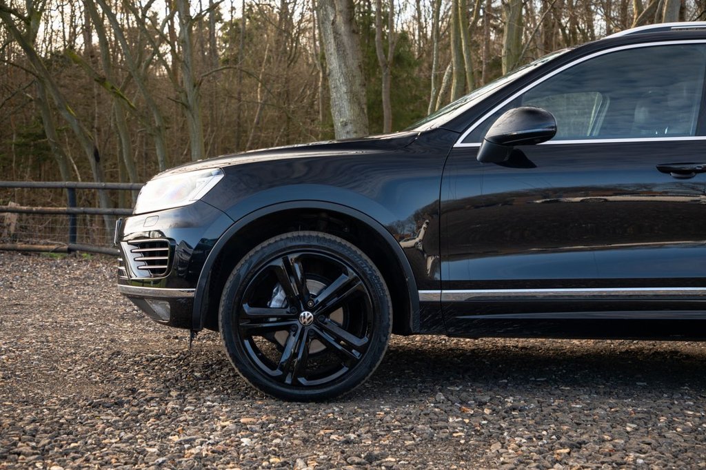 Used Volkswagen Touareg 2017 for sale - 77739642: Photo 11