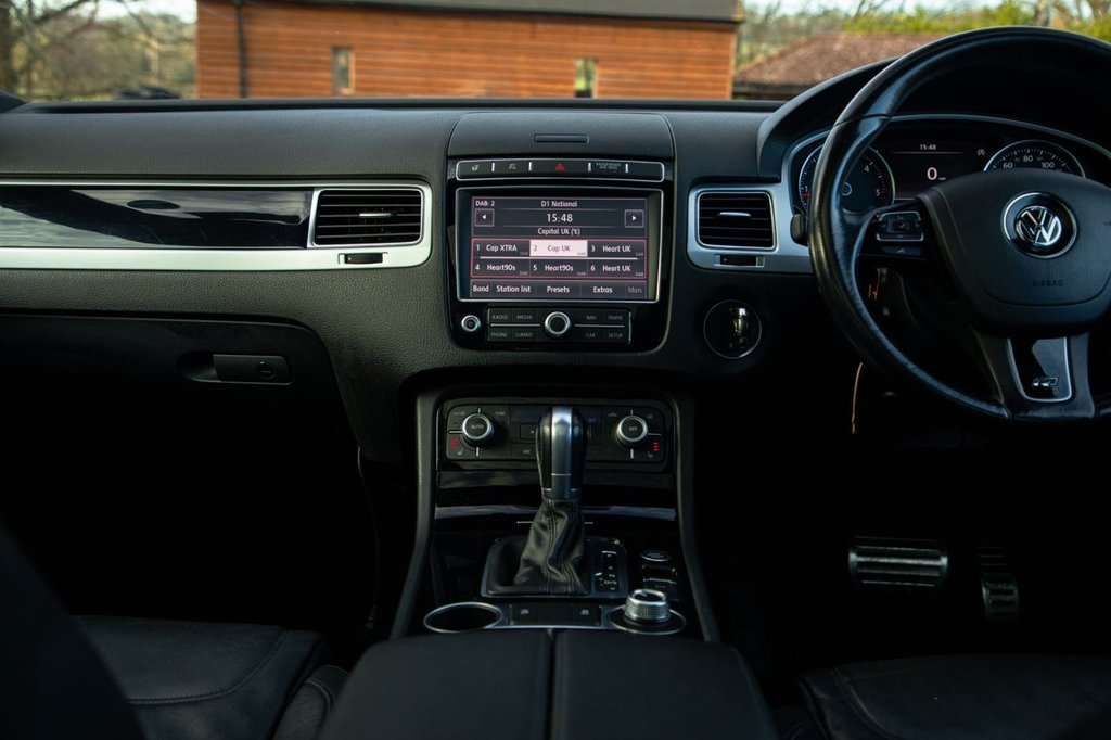 Used Volkswagen Touareg 2017 for sale - 77739642: Photo 25