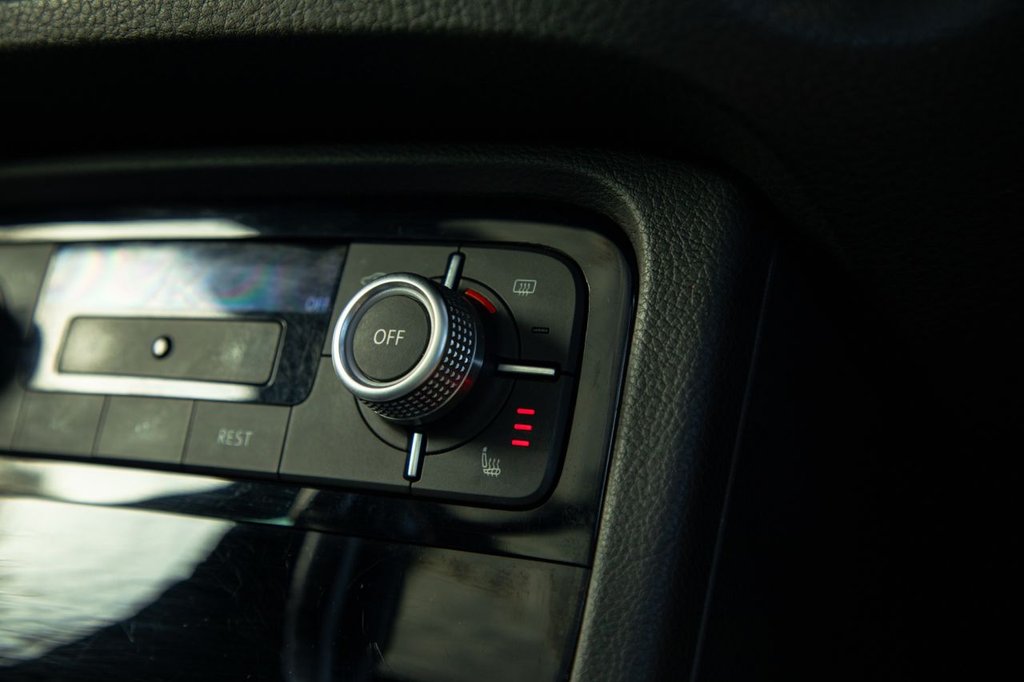 Used Volkswagen Touareg 2017 for sale - 77739642: Photo 36