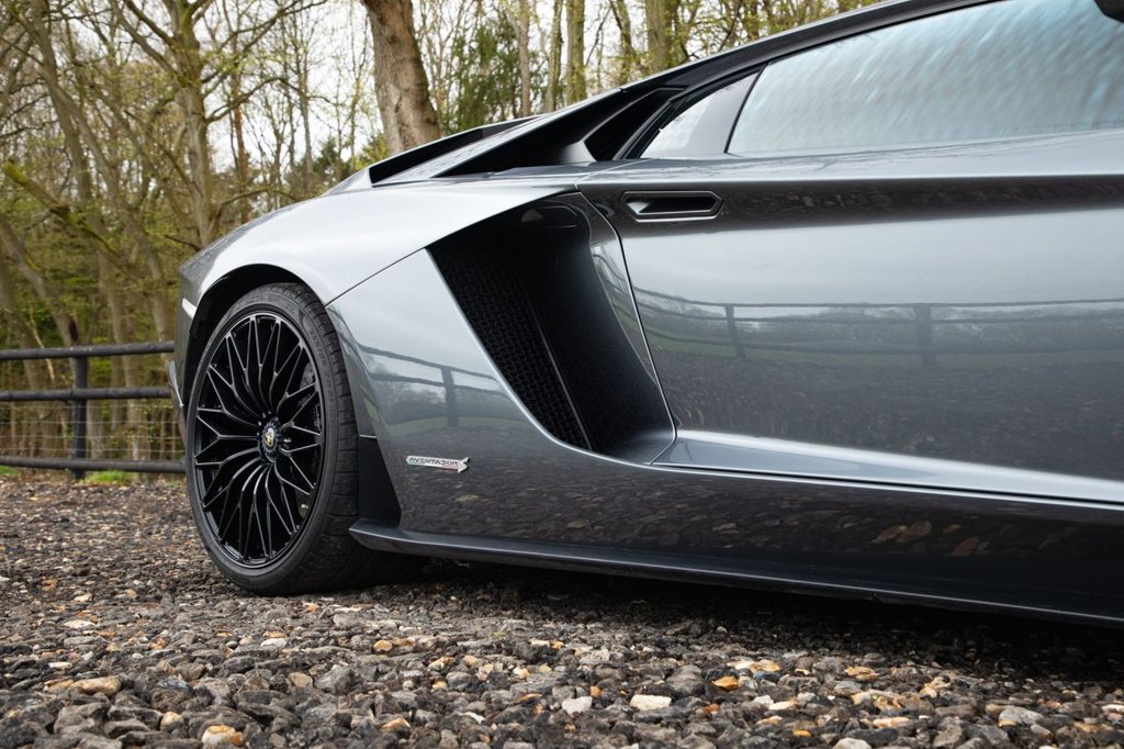 Used Lamborghini Aventador 2017 for sale - 78059570: Photo 10