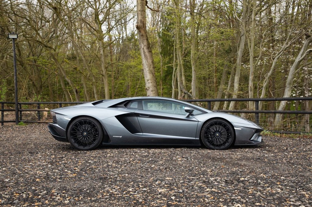 Used Lamborghini Aventador 2017 for sale - 78059570: Photo 13