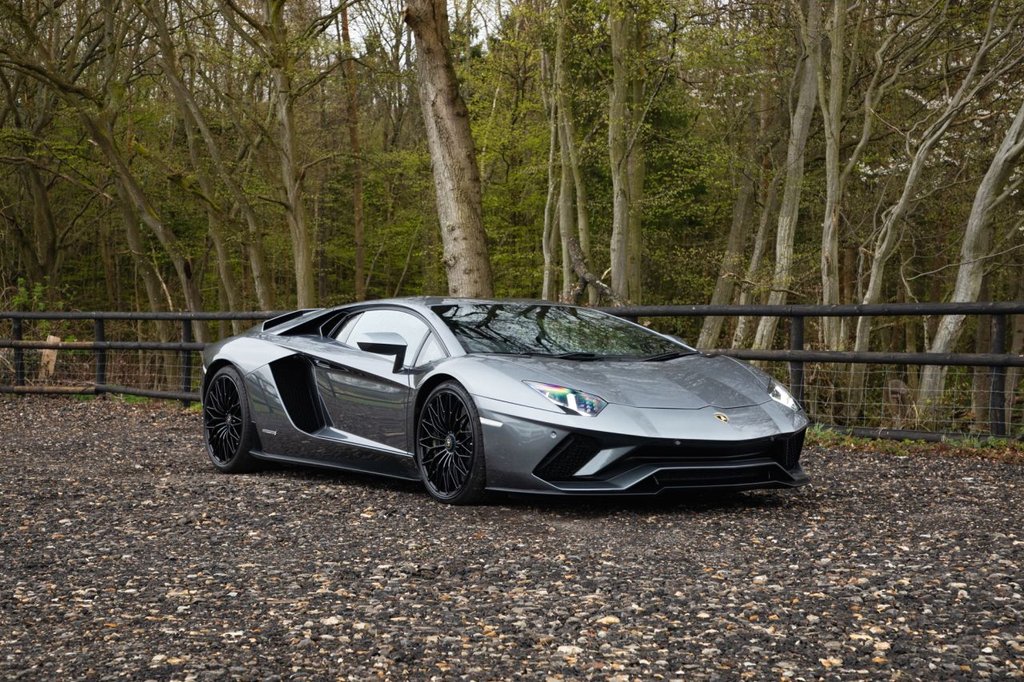 Used Lamborghini Aventador 2017 for sale - 78059570: Photo 2