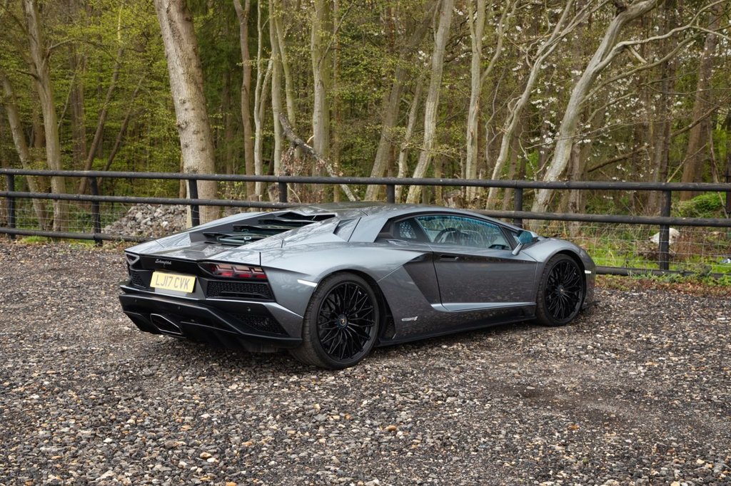 Used Lamborghini Aventador 2017 for sale - 78059570: Photo 24