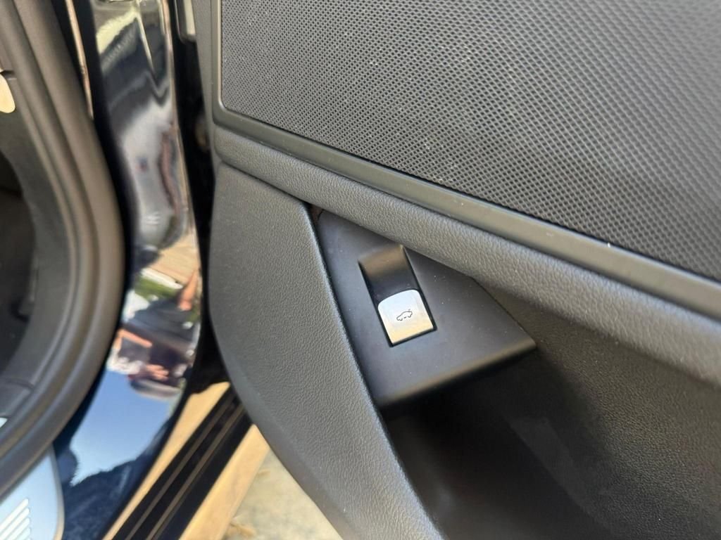 Used BMW 7 Series 2018 for sale - 77125072: Photo 34