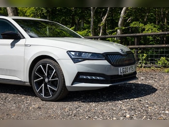 Used Skoda Superb 2020 for sale - 78232773: Photo