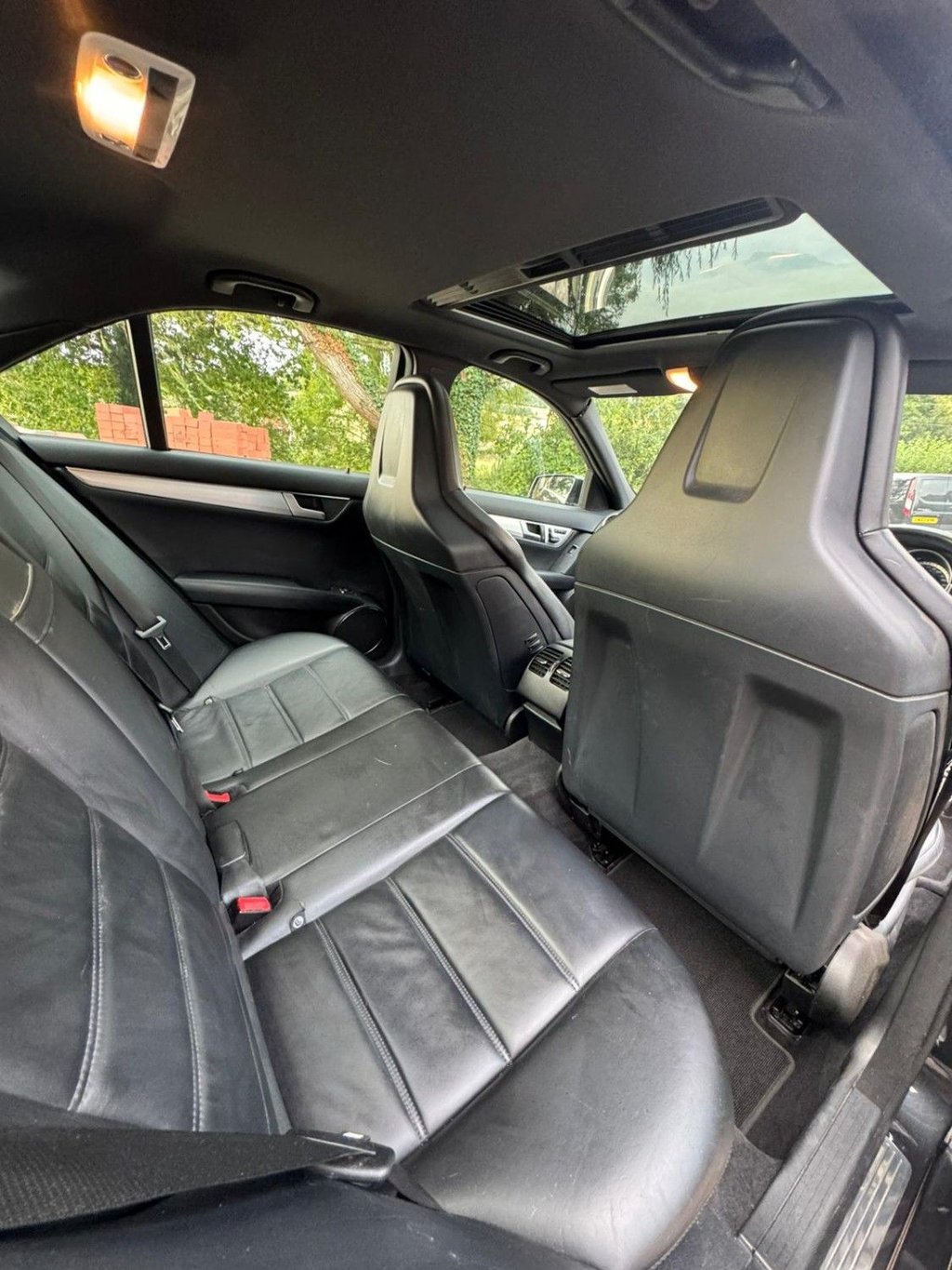 Used Mercedes-Benz C Class 2012 for sale - 77125062: Photo 29