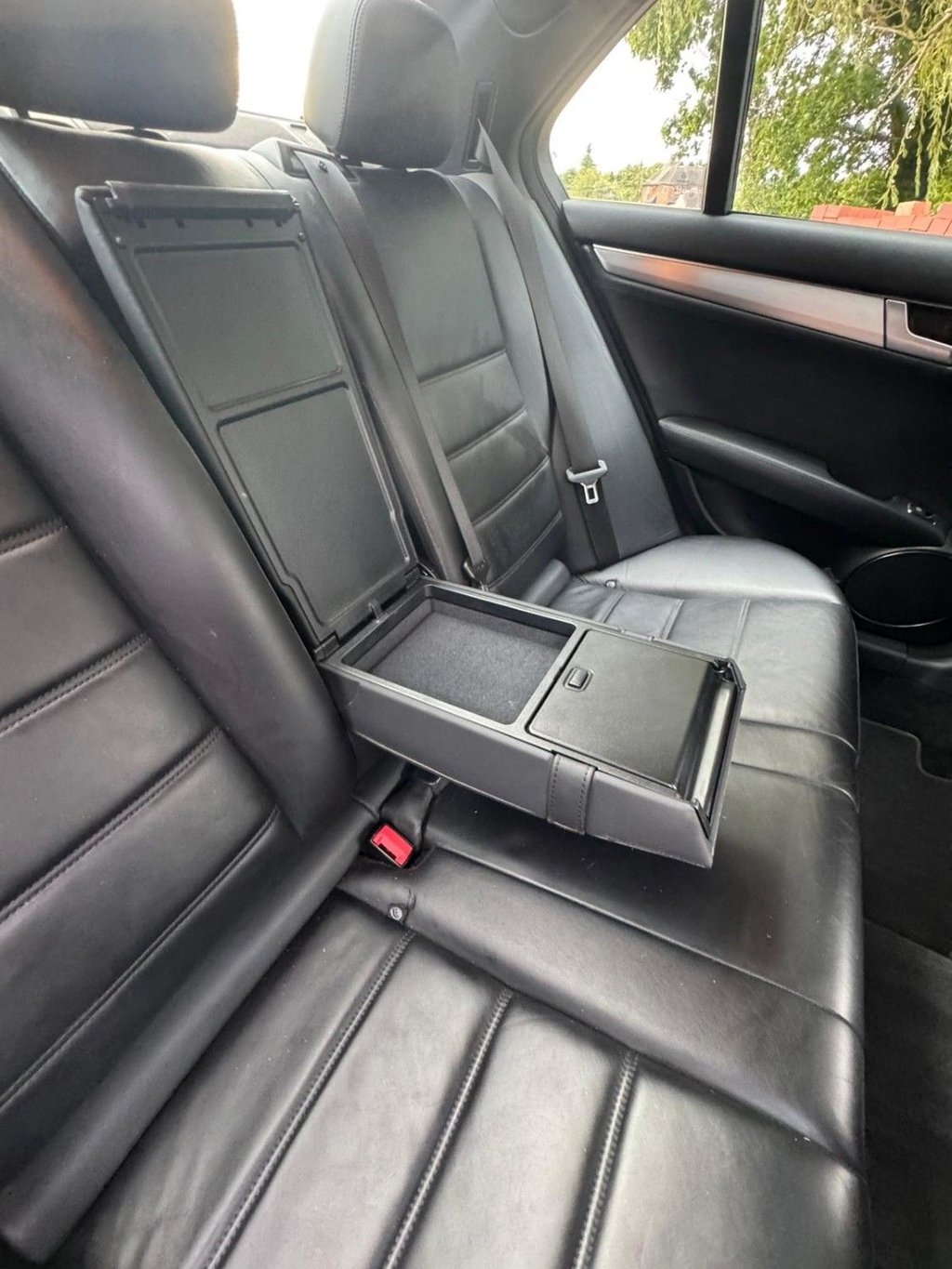 Used Mercedes-Benz C Class 2012 for sale - 77125062: Photo 31