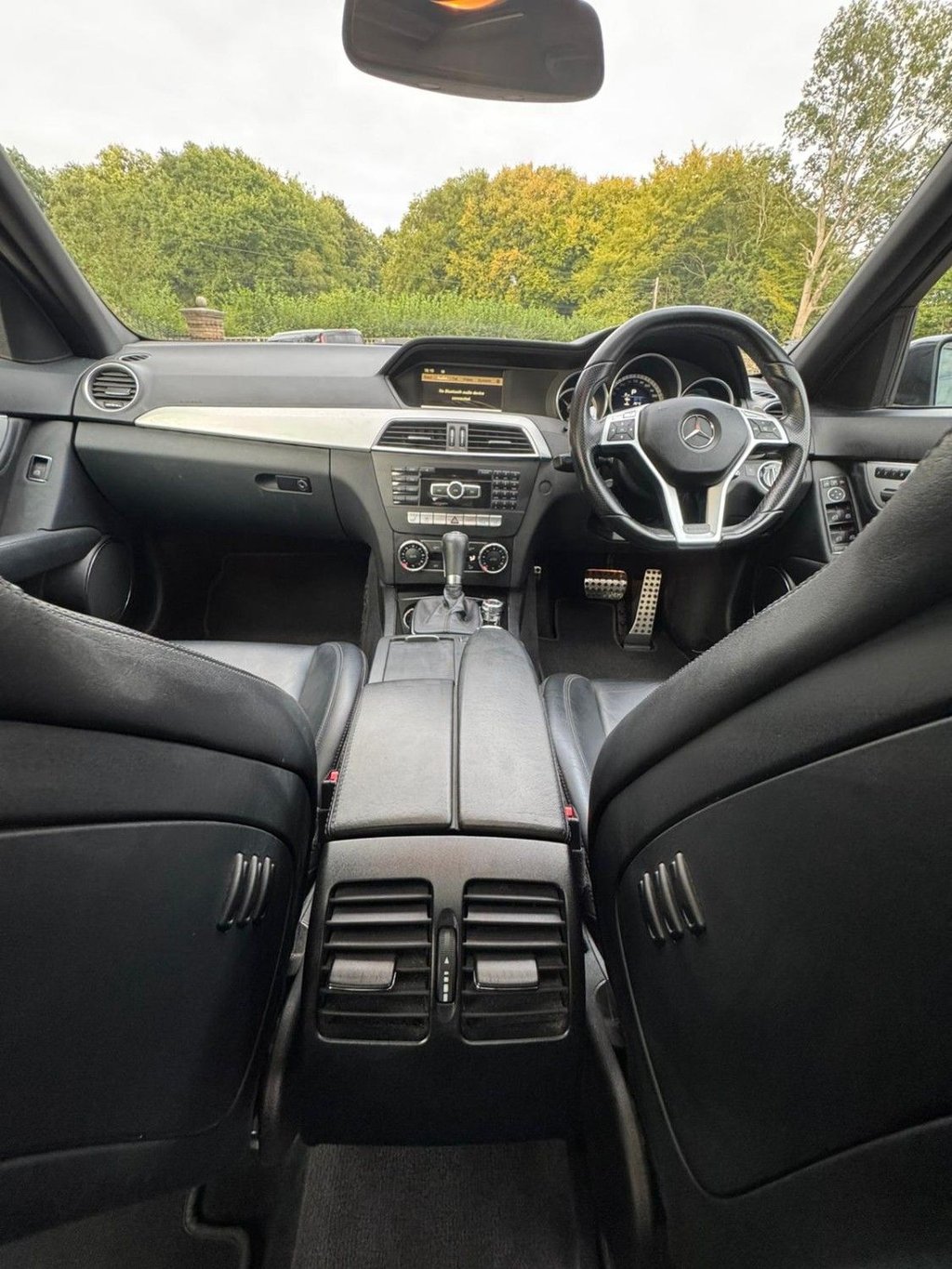 Used Mercedes-Benz C Class 2012 for sale - 77125062: Photo 35