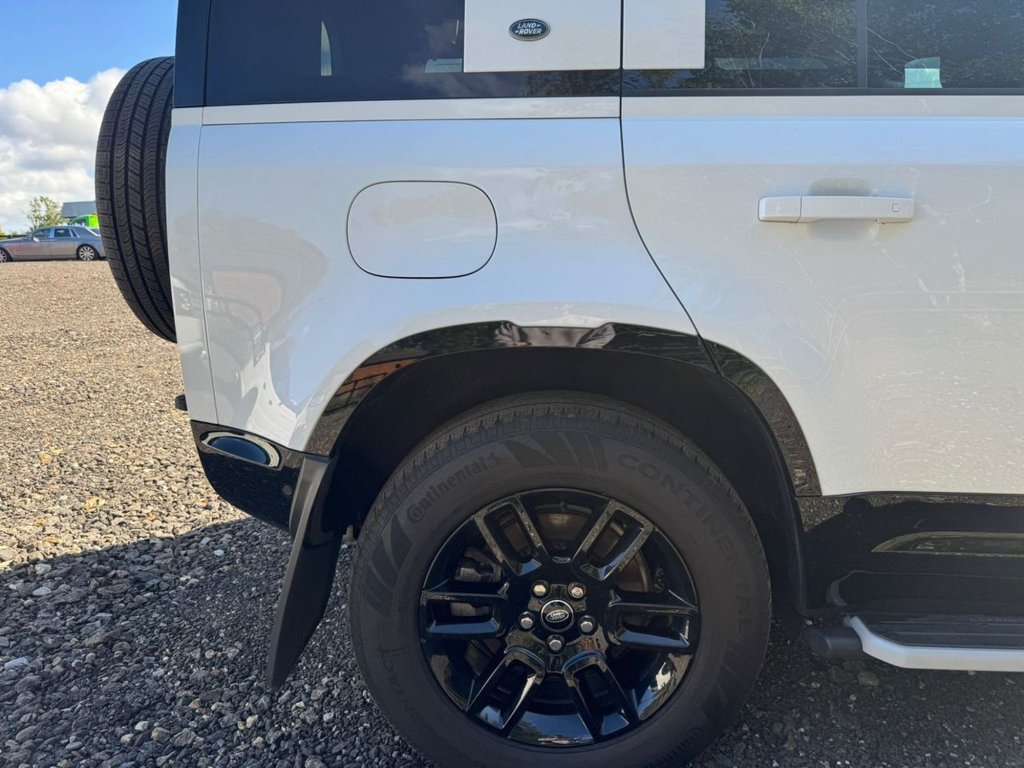 Used Land Rover Defender 2022 for sale - 77125065: Photo 4