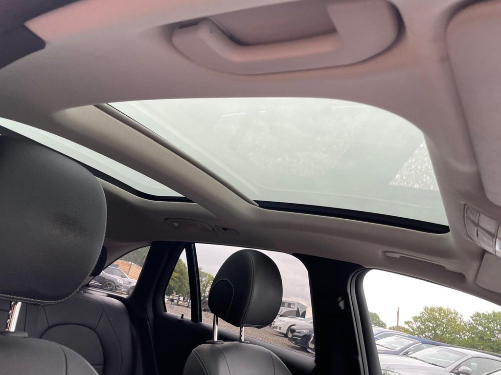 Used Mercedes-Benz GLC 2018 for sale - 77125069: Photo 31