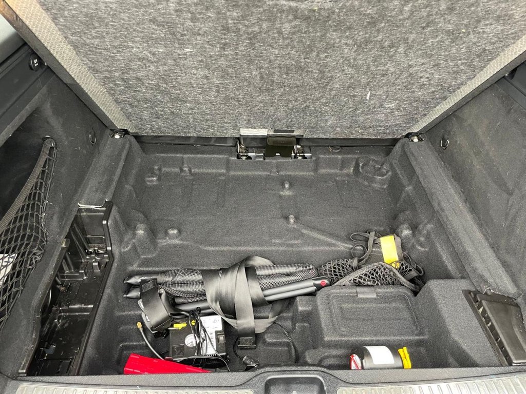 Used Mercedes-Benz GLC 2018 for sale - 77125069: Photo 32