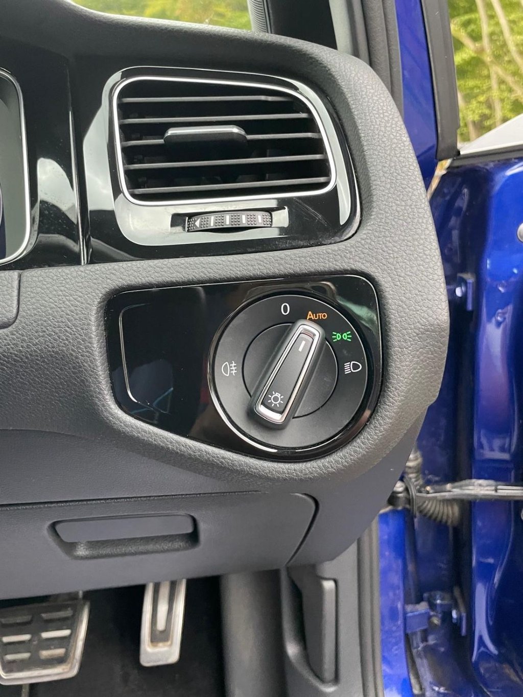 Used Volkswagen Golf 2019 for sale - 77125050: Photo 17