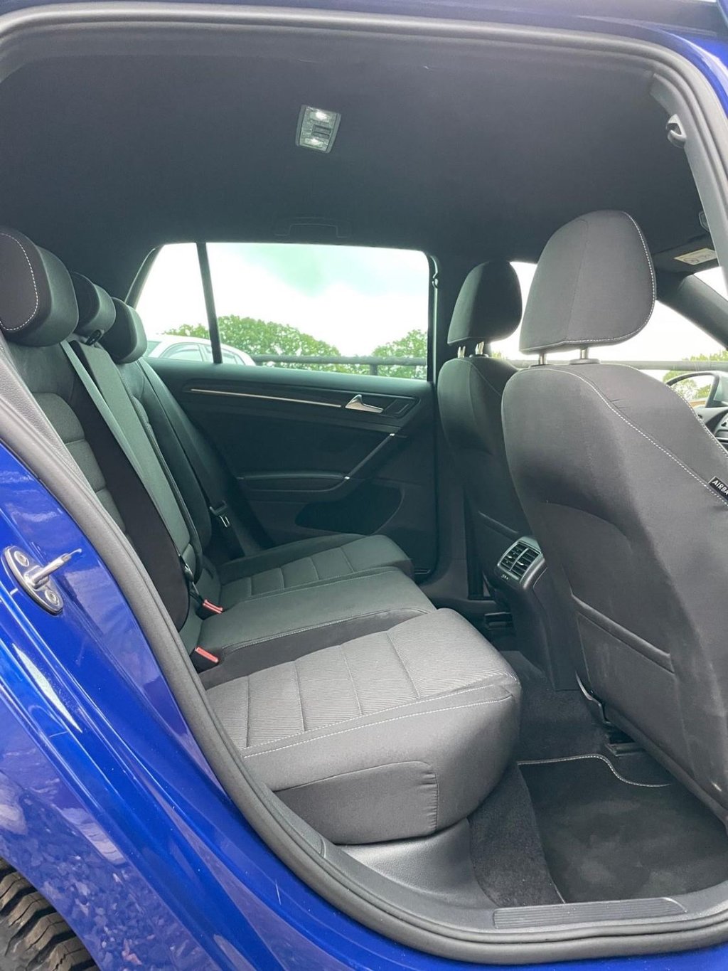 Used Volkswagen Golf 2019 for sale - 77125050: Photo 44