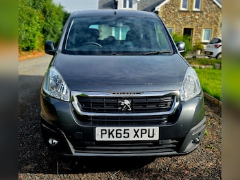 Used Peugeot Partner Tepee 2015 for sale - 79384228: Photo