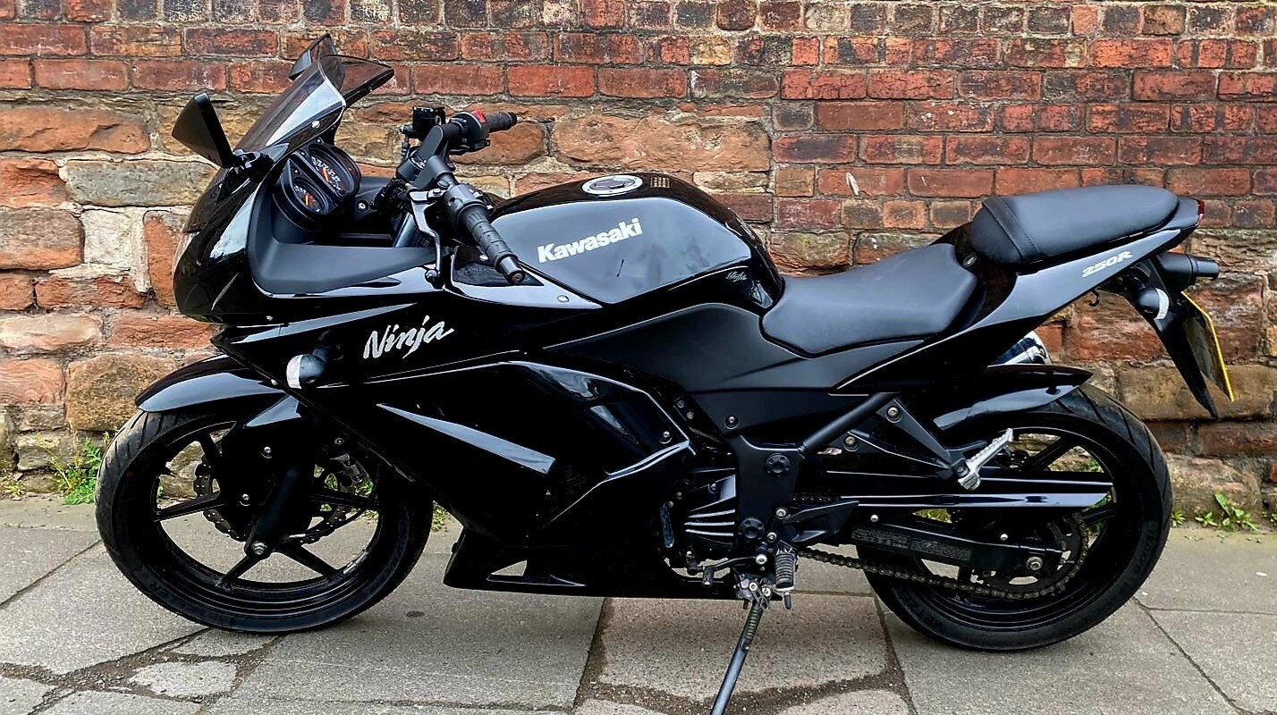 Used Kawasaki NINJA 250 2008 for sale - 78460218: Photo 6