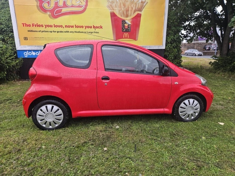 Used Toyota AYGO 2006 for sale - 76502831: Photo 5