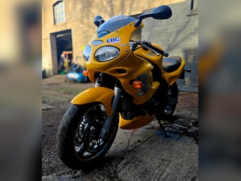 Used Triumph SPRINT 2002 for sale - bike-77607143: Photo