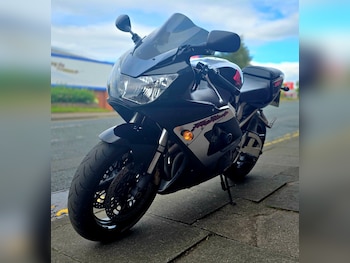 Used Honda CBR 2000 for sale - bike-75931616: Photo