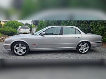 Used Jaguar XJ 2005 for sale - 79259281: Photo