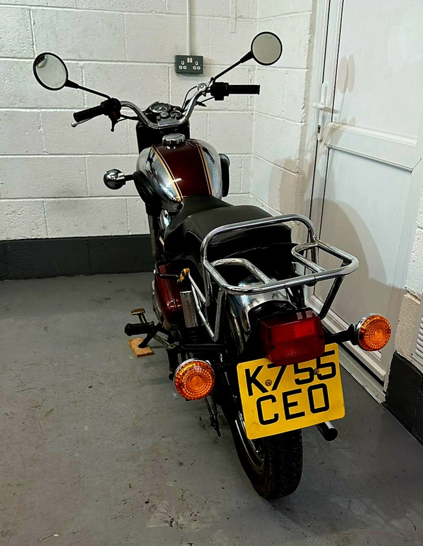 Royal Enfield BULLET