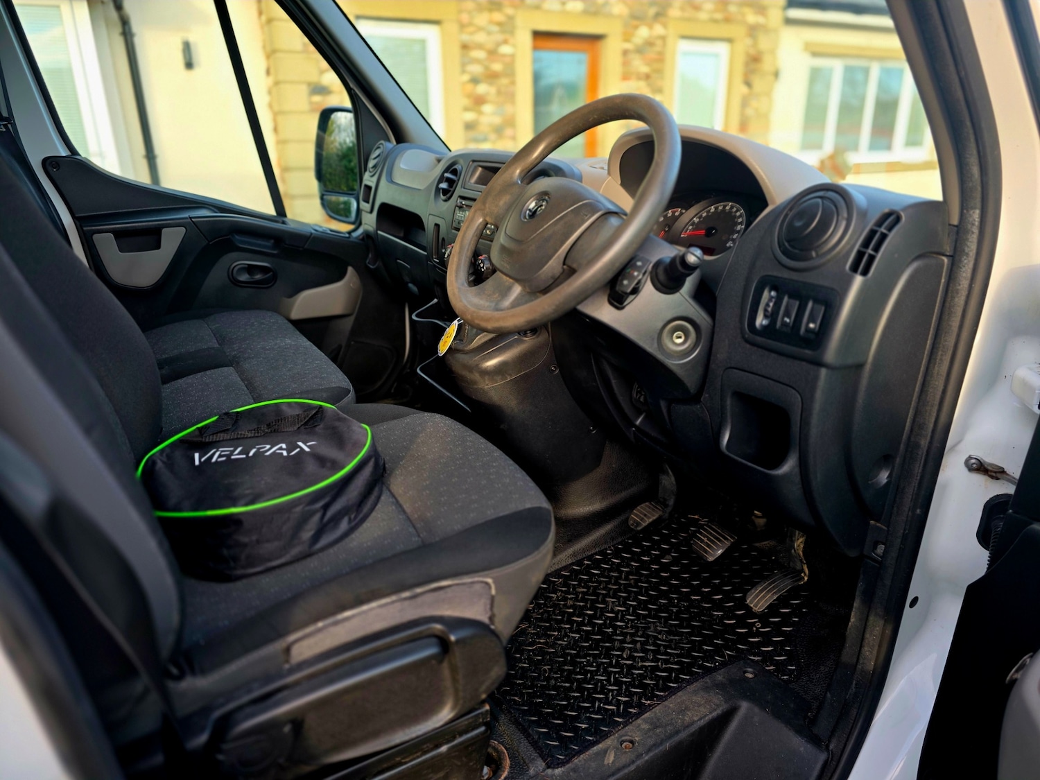 Used Vauxhall Movano 2016 for sale - 77225458: Photo 8