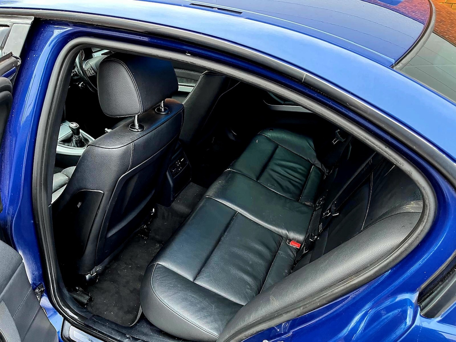 Used BMW 3 Series 2011 for sale - 77114388: Photo 10