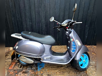 Used Piaggio VESPA 2004 for sale - bike-76477206: Photo