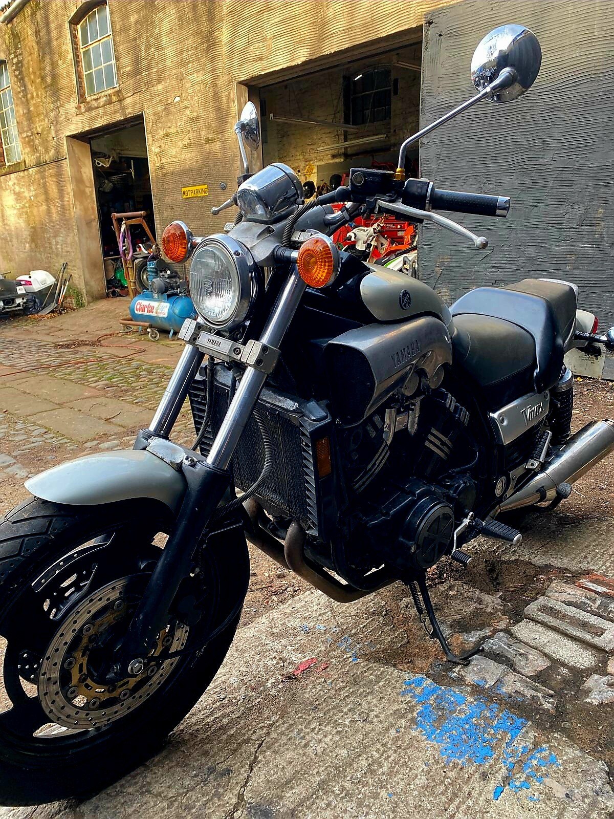 Yamaha VMAX
