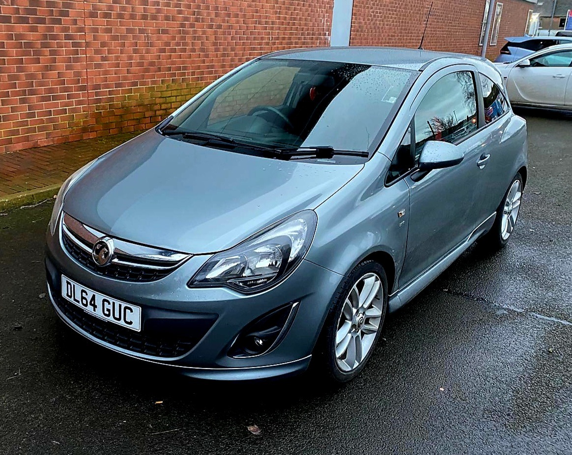 Used Vauxhall Corsa 2015 for sale - 77669334: Photo 2