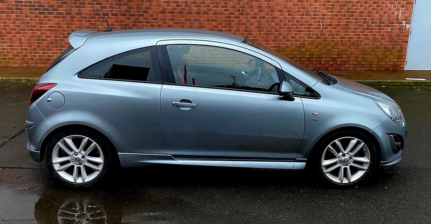 Used Vauxhall Corsa 2015 for sale - 77669334: Photo 4