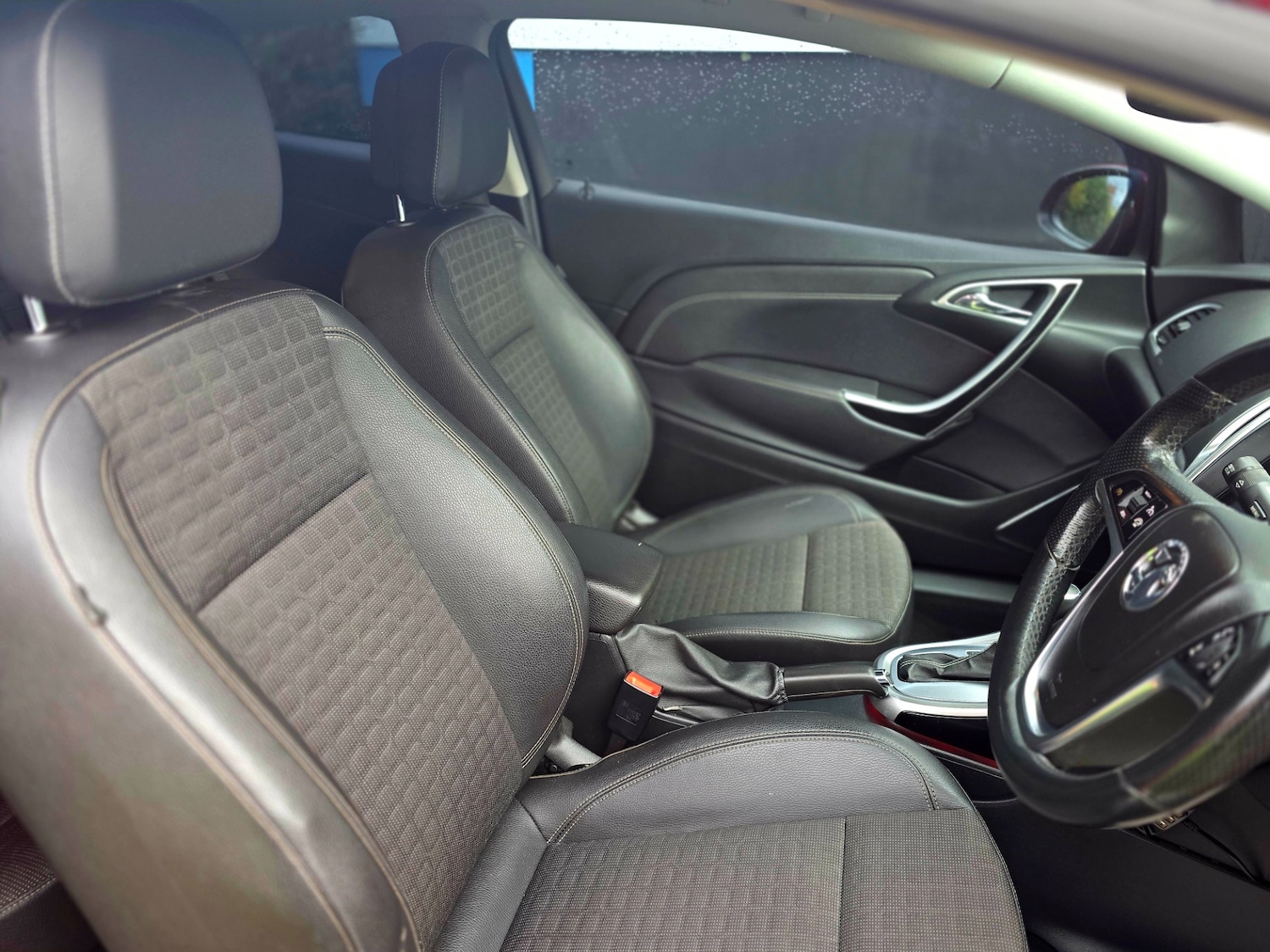 Used Vauxhall Astra GTC 2013 for sale - 76477563: Photo 8