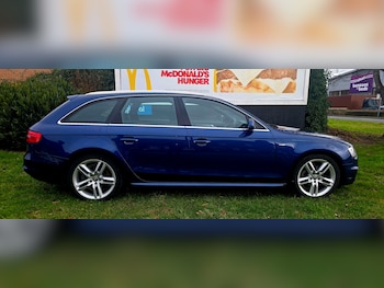 Used Audi A4 2014 for sale - 77378808: Photo