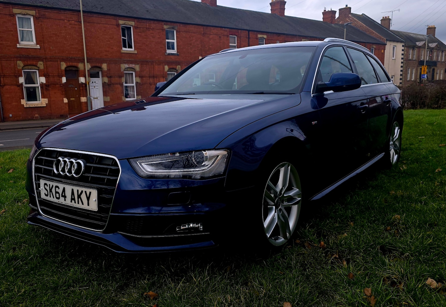 Used Audi A4 2014 for sale - 77378808: Photo 4