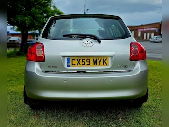 Used Toyota Auris 2009 for sale - 76492231: Photo