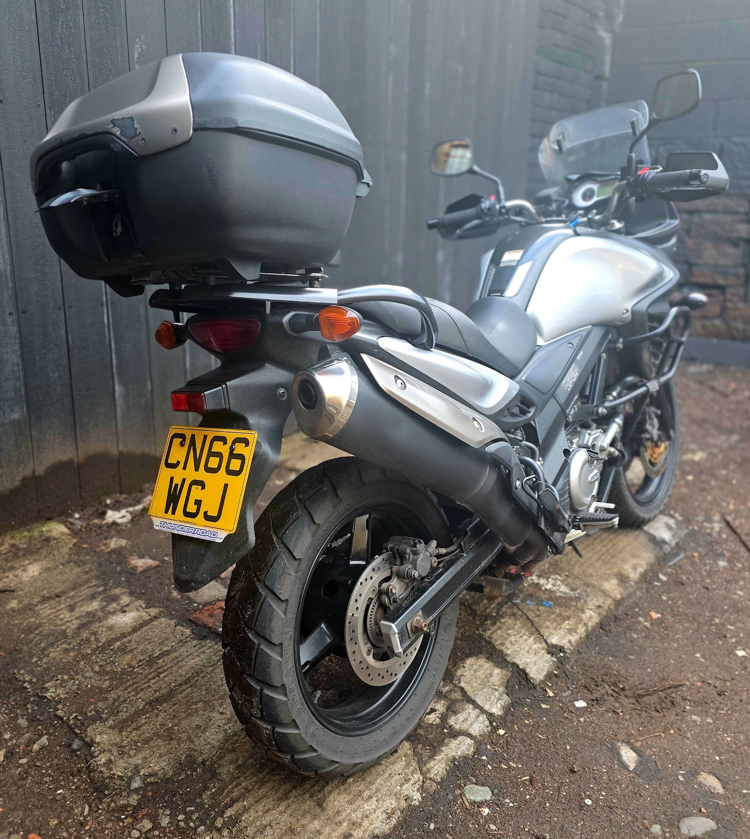 Suzuki V-STROM
