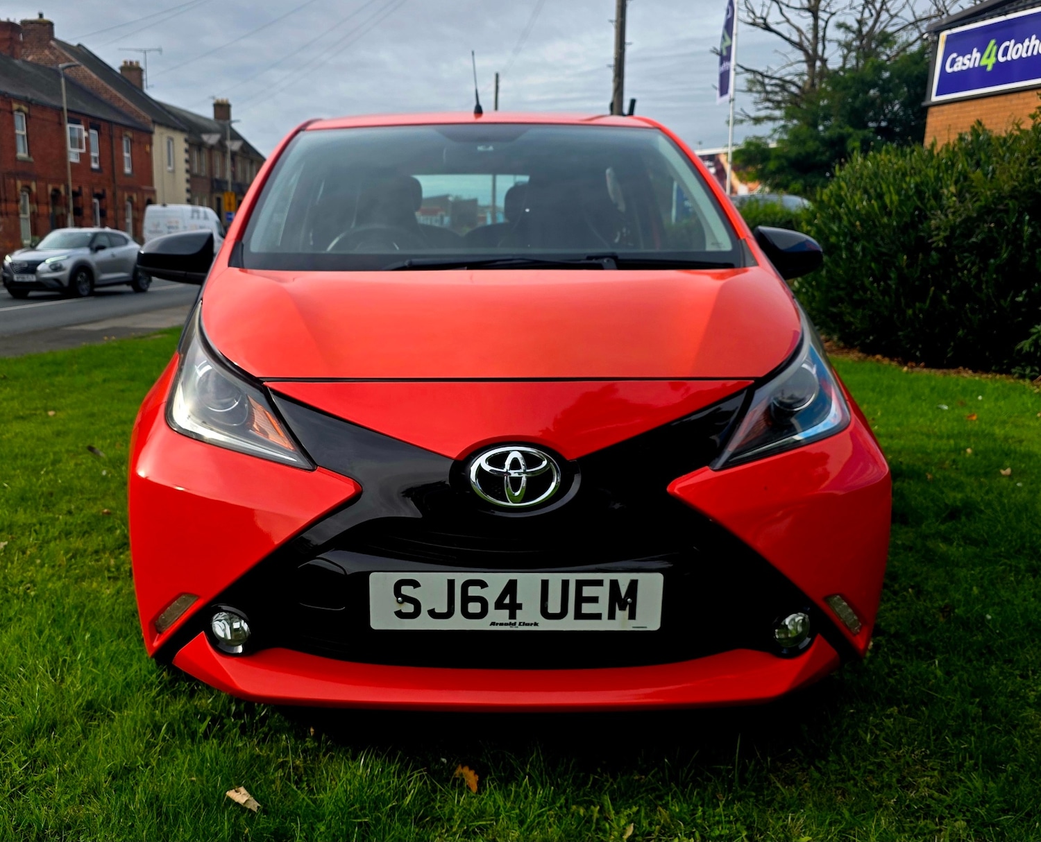 Used Toyota AYGO 2014 for sale - 76104479: Photo 2