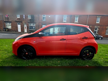 Used Toyota AYGO 2014 for sale - 76104479: Photo 4
