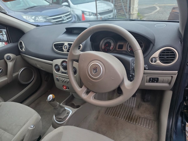 Used Renault Clio 2007 for sale - 76305823: Photo 6