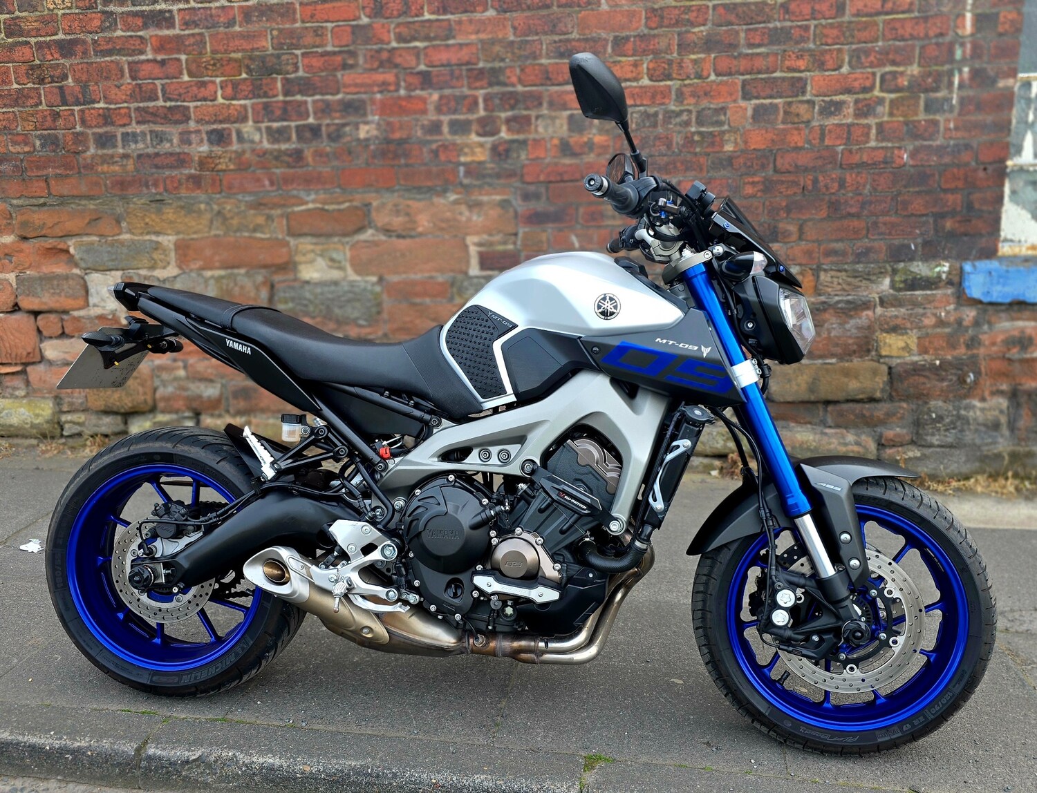 Used Yamaha MT-09 2015 for sale - 78673440: Photo 3