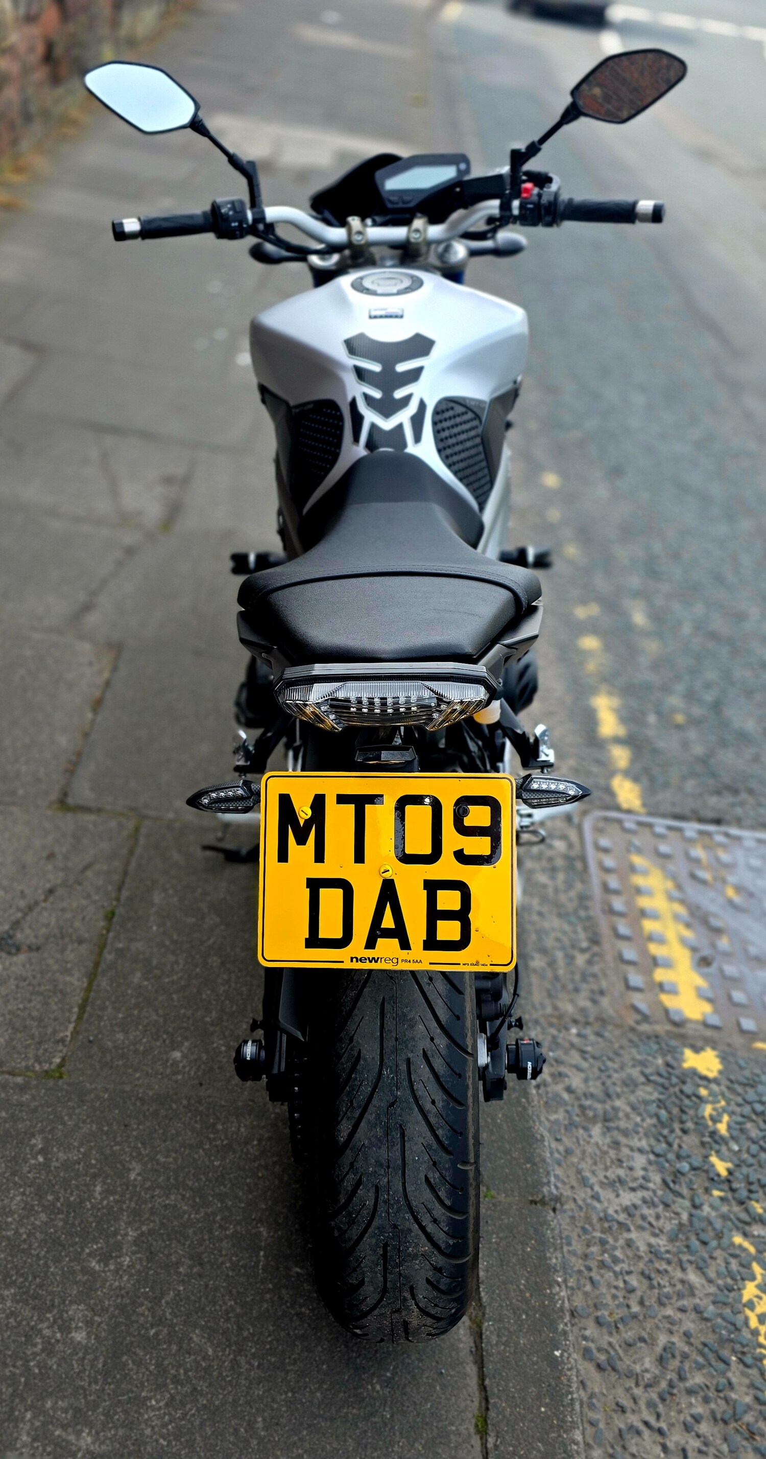 Used Yamaha MT-09 2015 for sale - 78673440: Photo 9
