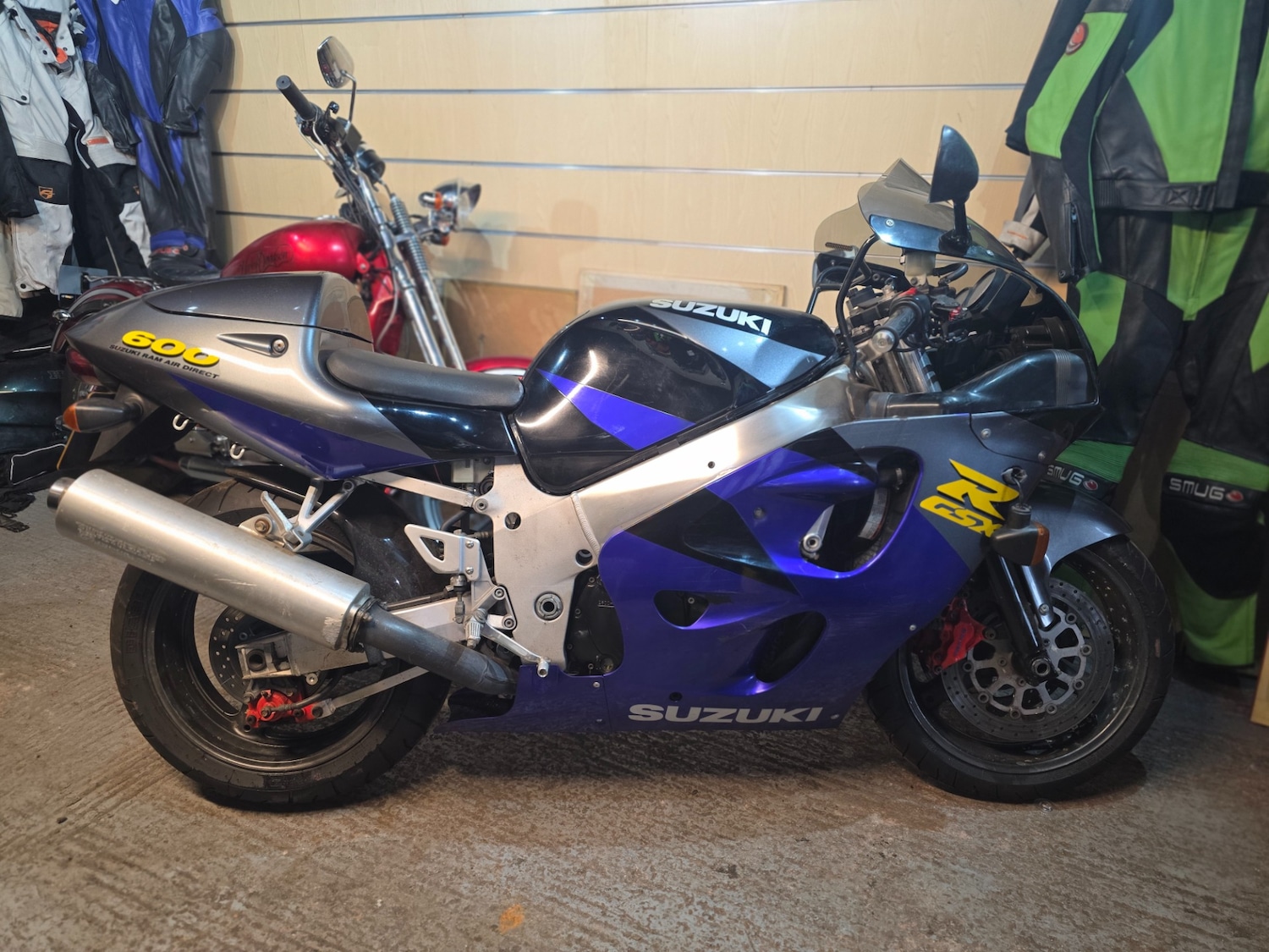 Used Suzuki GSX-R 1997 for sale - 78456060: Photo 2
