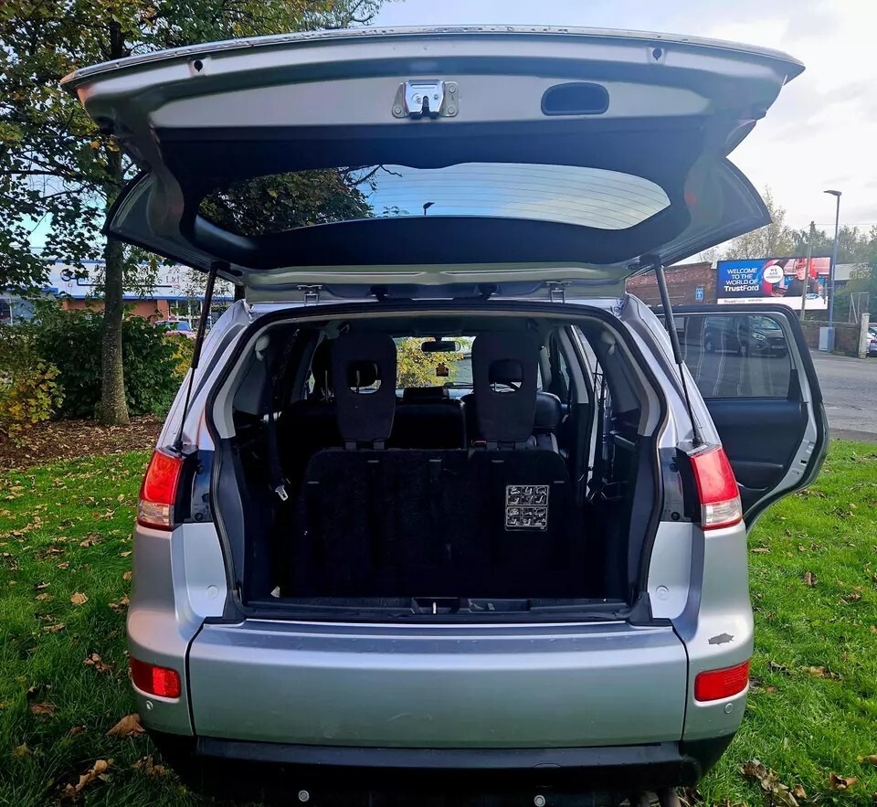 Used Citroen C-Crosser 2009 for sale - 76502736: Photo 10