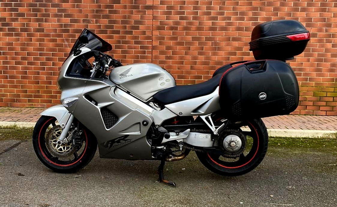 Used HONDA VFR800F VFR800 1997 for sale - 78460266: Photo 4