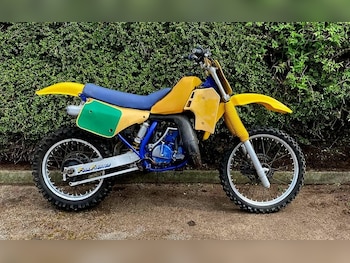 Used Suzuki RM250 1988 for sale - bike-78980463: Photo