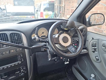 Used Chrysler Grand Voyager undefined for sale - 76494220: Photo